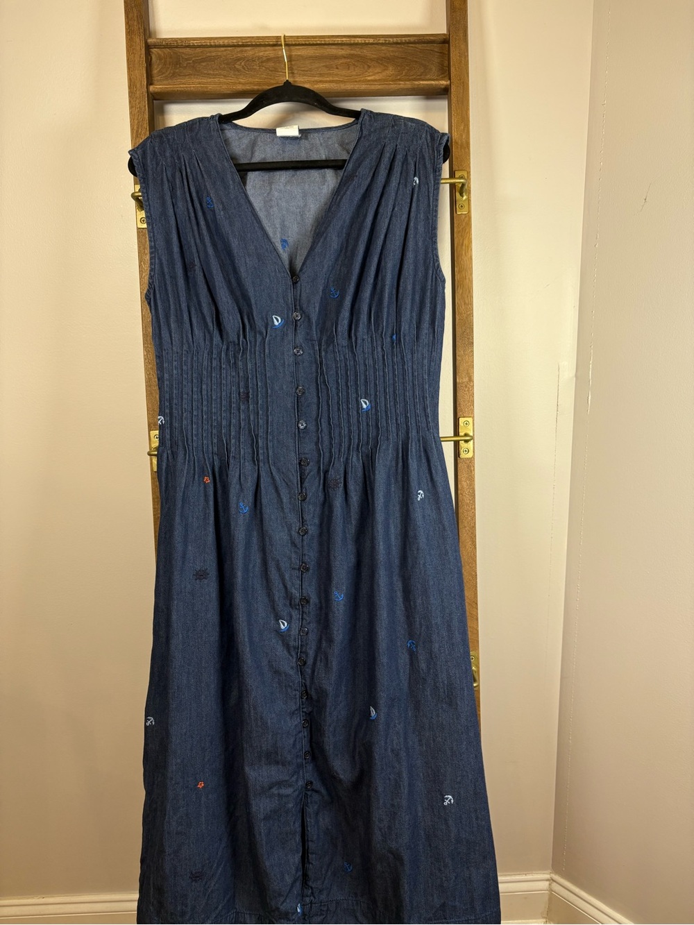 Women's Navy Button-Front Midi Dress with Embroidered Details Sz M